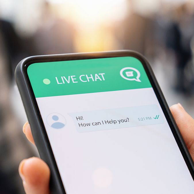 whatsapp live chat